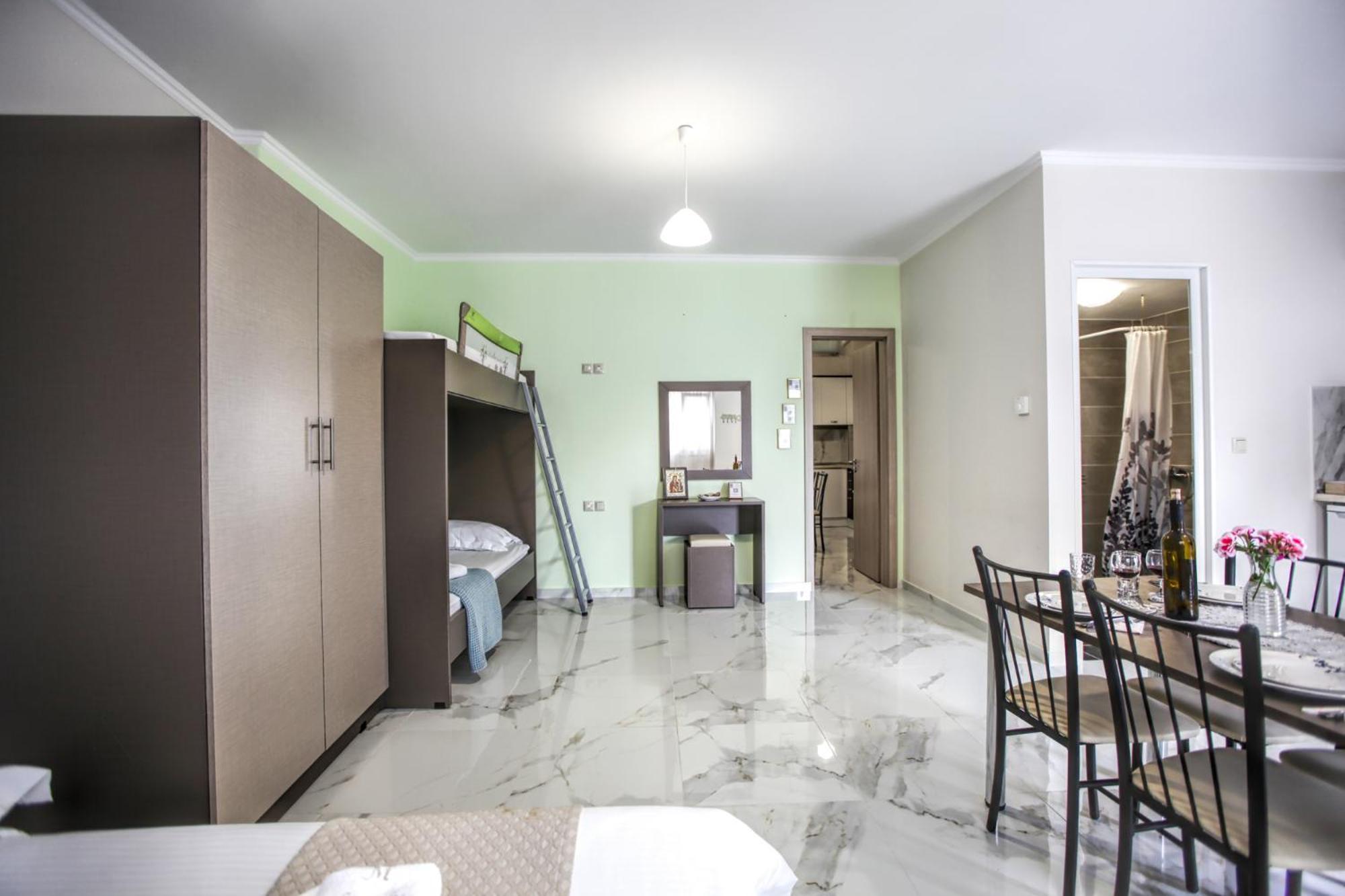 Del Sol #2 Meteora Luxurious Family Suites Kalambaka Exterior photo
