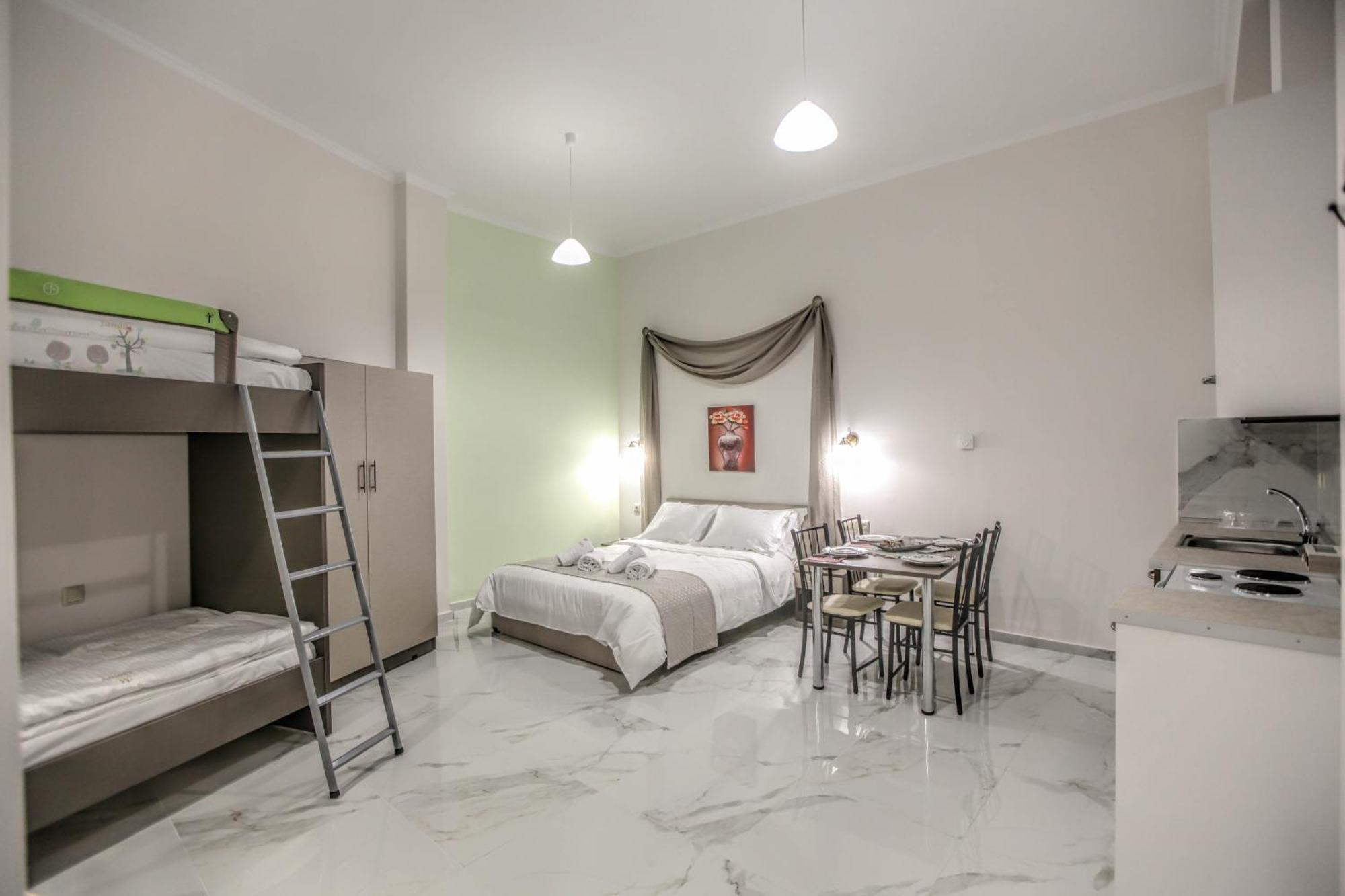 Del Sol #2 Meteora Luxurious Family Suites Kalambaka Exterior photo